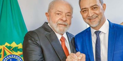 Lula e Edegar Pretto na sanção da Lei do PAA.Foto: Ricardo Stuckert.