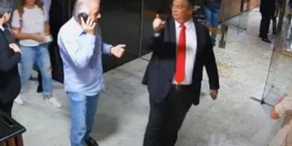 Mesmo com Múcio ao telefone, Dino pede cadeia para os golpistas