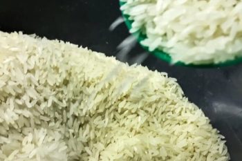 arroz Arroz dos estoques públicos pode ser utilizado para abastecer a população em situações de crise ou emergência, além de evitar oscilações bruscas e manter preço justo ao consumidor. Foto: Marcello Casal/Agência Brasil