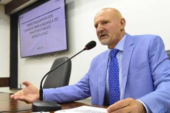Deputado Bonatto apresentou propostas de mudanças elaboradas com base nas oitivas realizadas pela Frente Parlamentar. Fotos;Eduardo Beleske