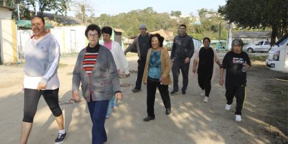 O grupo de caminhadas da UBS Augusta Marina ocorre todas as quintas-feiras, a partir das 8h. Foto: Rose Scherer/Assessoria PMV