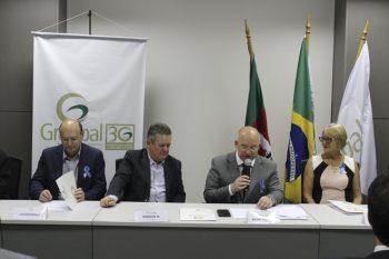 Reunião entre o vice-governador eleito e prefeitos também pautou agenda da futura gestão e demandas municipalistas. Foto: Lucas Dalfrancis.