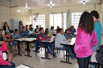 Na segunda etapa da campanha atores vão às escolas falar sobre prevenção à Aids. Foto: PMV/DV