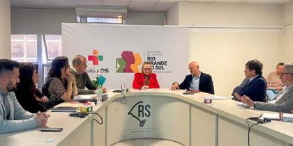 Encontro discutiu a continuidade dos atendimentos prestados à comunidade. Foto: Isadora Vilanova